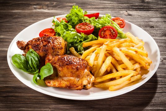 CHICKEN AND CHIPS
